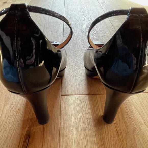 Tall patent heels-- pure vintage, pure Kate Spade! 9.5 - Picture 7 of 10